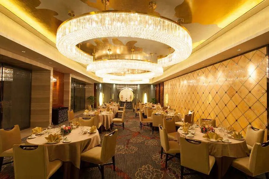 Куньмин: Wyndham Grand Plaza Royale Colorful Yunnan Kunming