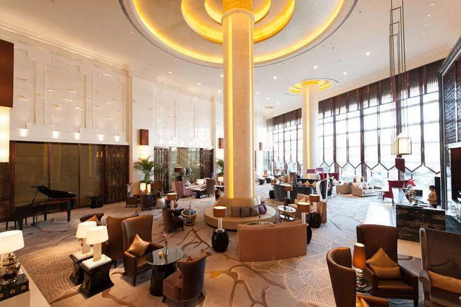 Куньмин: Wyndham Grand Plaza Royale Colorful Yunnan Kunming