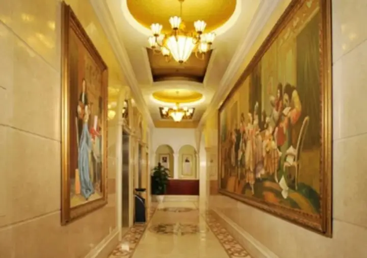 Шэньчжэнь: Vienna Hotel Shenzhen