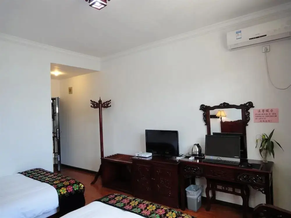 Дали: Dali Four Season Flower Inn