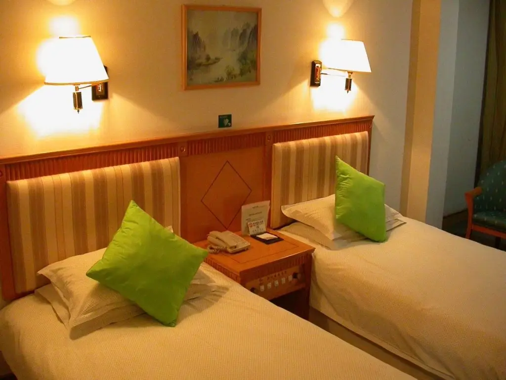 Ханчжоу: Yin Qiao Hotel Hangzhou