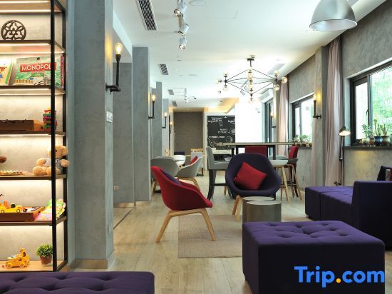 Шанхай: Motel 168 Shanghai Chengdu North Road