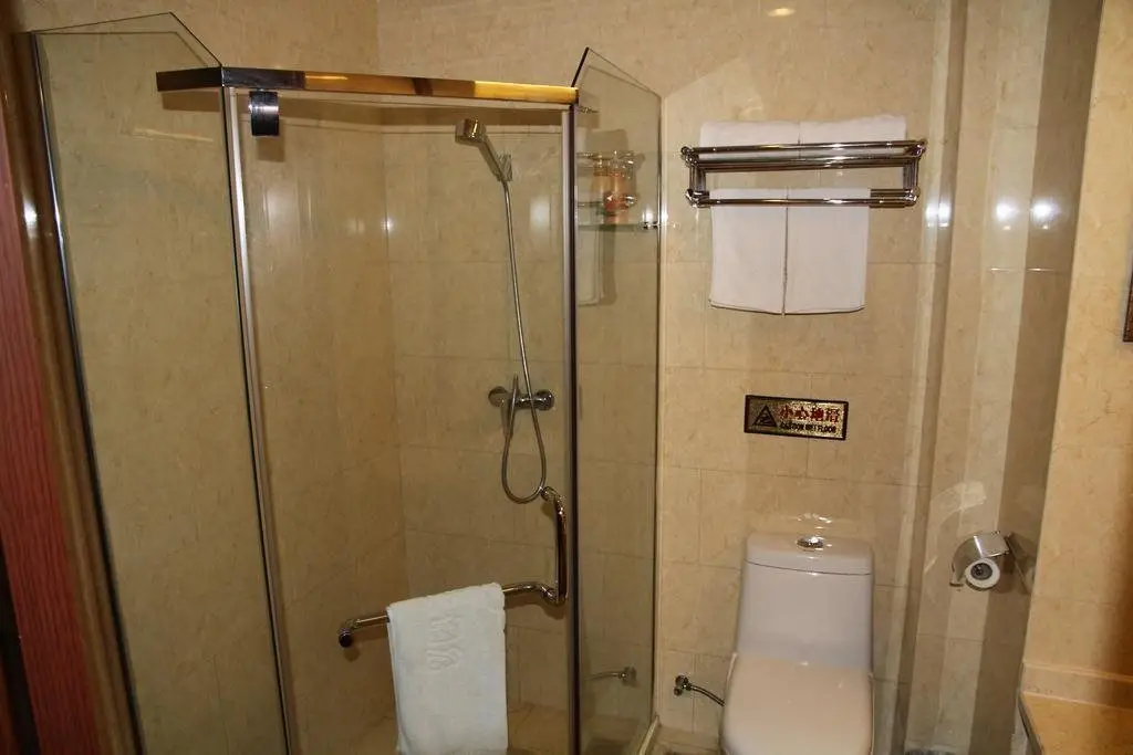Чэнду: Chengdu Shenzhou Hotel