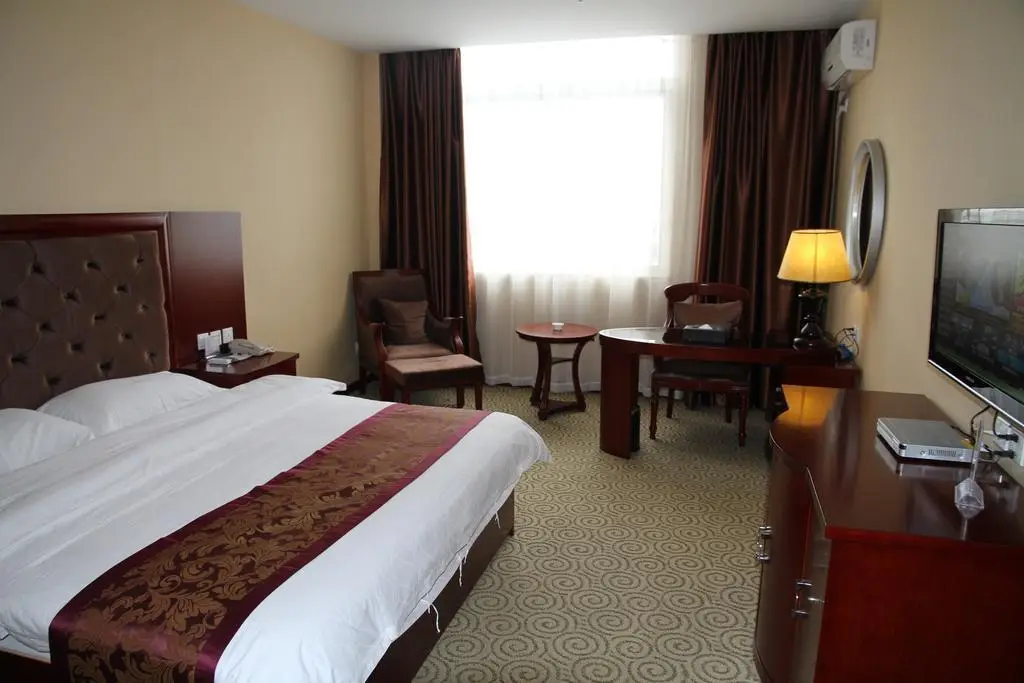 Чэнду: Chengdu Shenzhou Hotel
