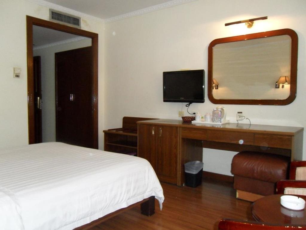 Шэньчжэнь: Shatoujiao Hotel