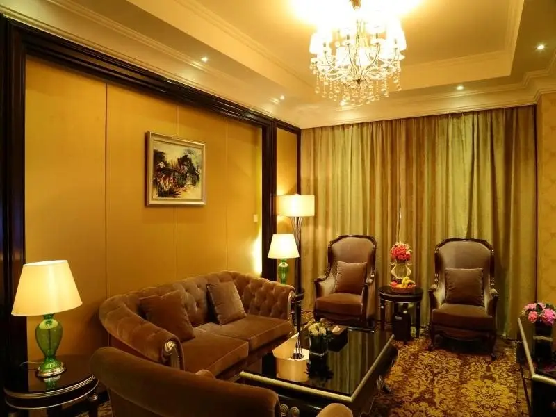Чэнду: Sofis National Hotel Chengdu