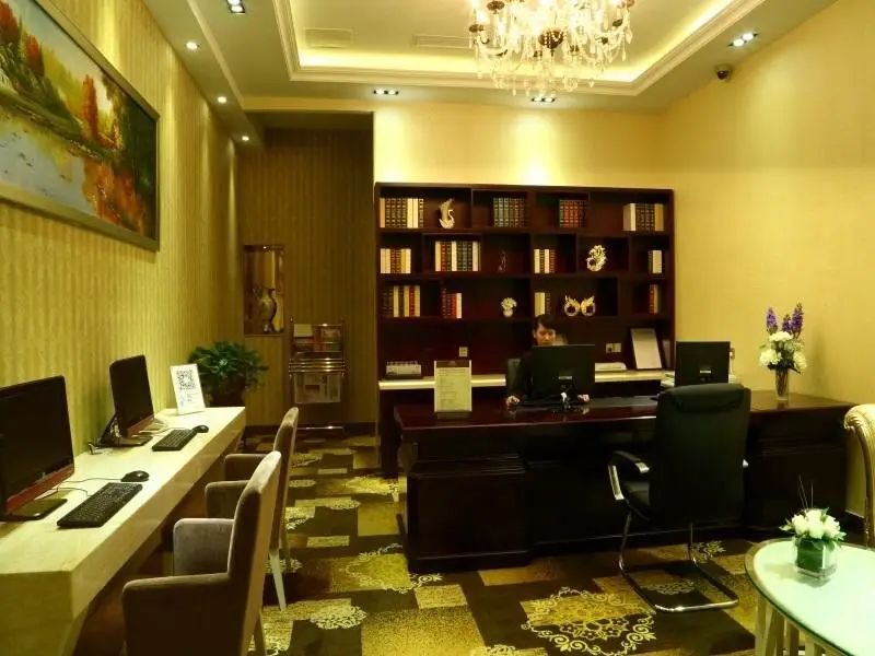 Чэнду: Sofis National Hotel Chengdu