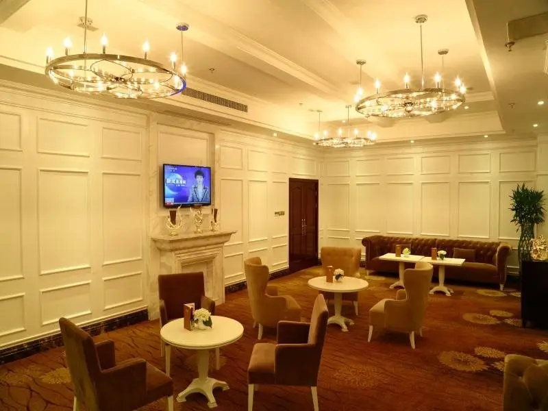 Чэнду: Sofis National Hotel Chengdu