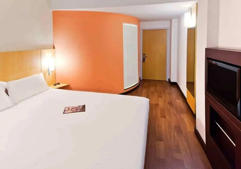 Нинбо: Ibis Ningbo Qianhu Plaza Hotel
