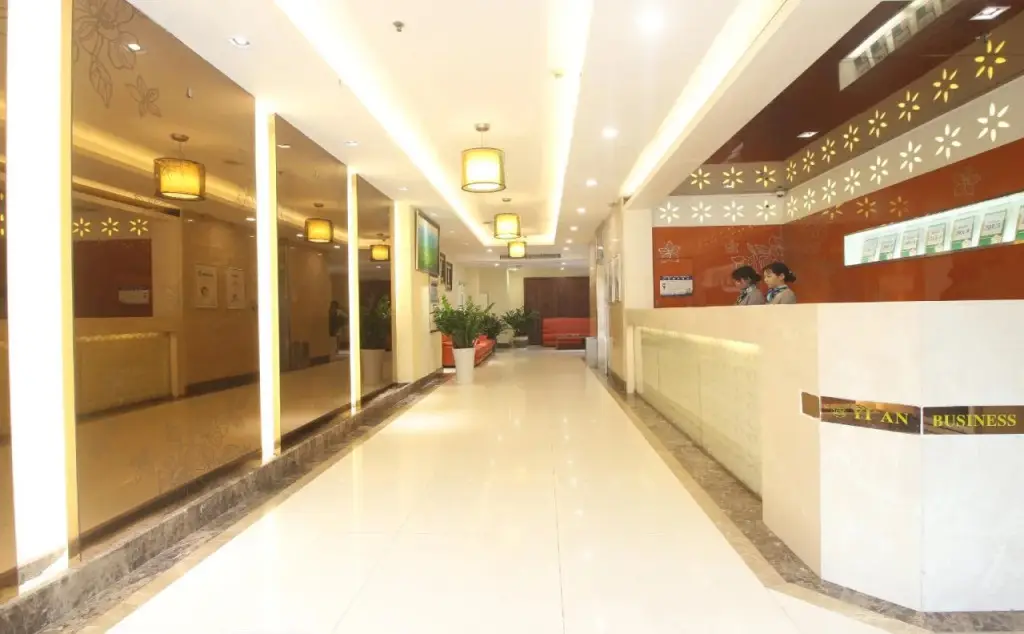 Guangzhou Yi An Business Hotel — фото 1