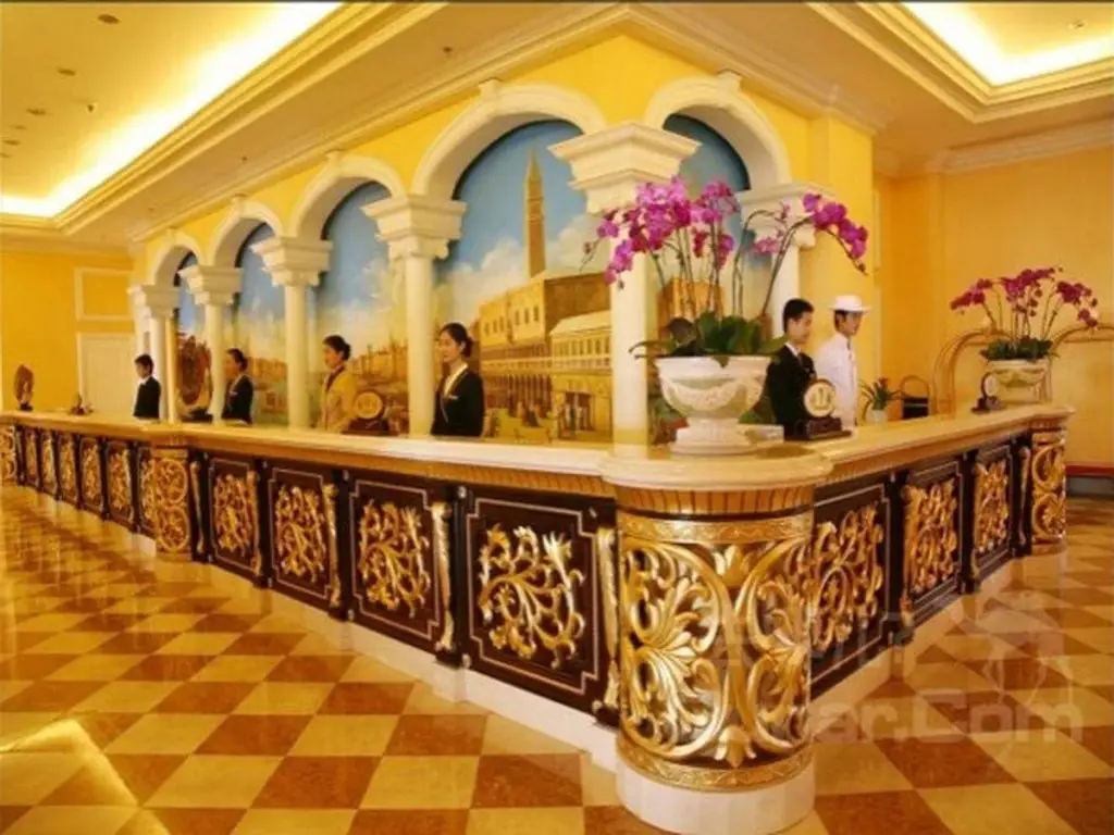 carousel image 5