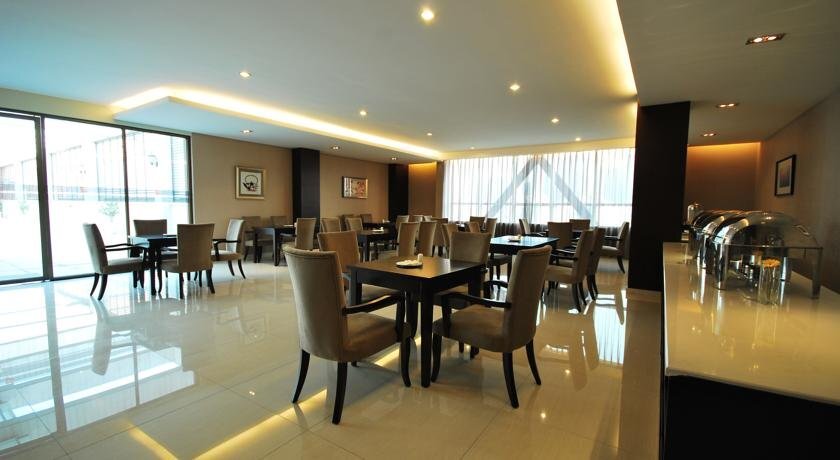Чэнду: Chengdu Jinyi Hotel