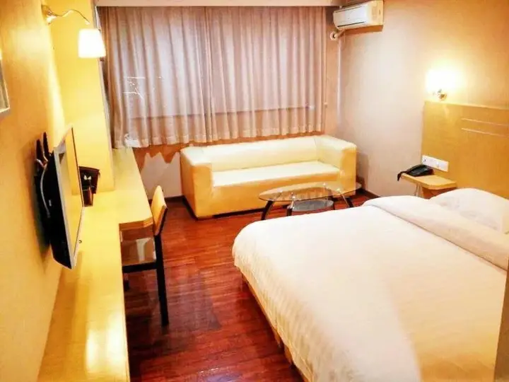 Гуанчжоу: Guangzhou He Yuan Hotel