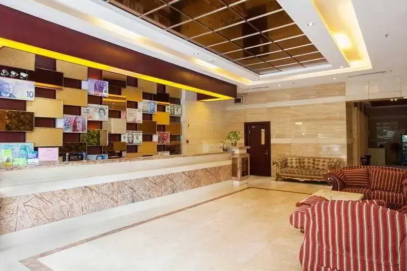 Guangzhou Spring Time Hotel Zhujiang New Town Branch — фото 1