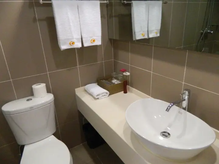 Шанхай: Shanghai Coinfamily Hotel