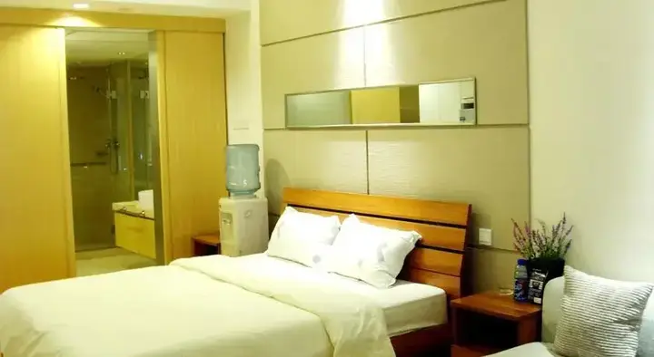 Гуанчжоу: Guangzhou Angelrena Wales Apartment