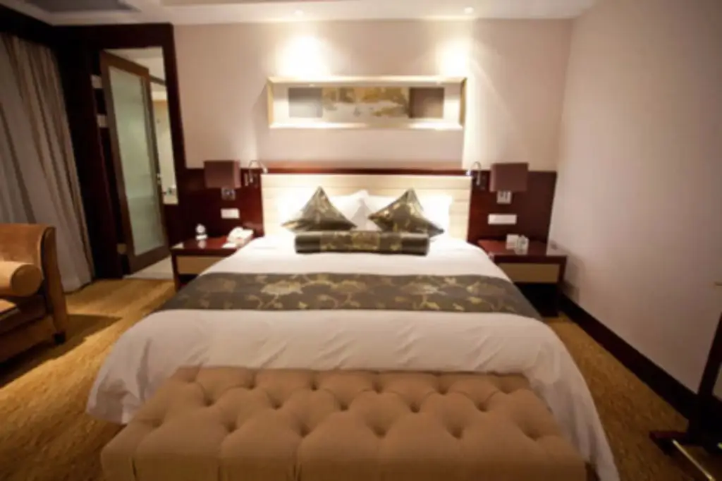 Циндао: Grand New Century Hotel