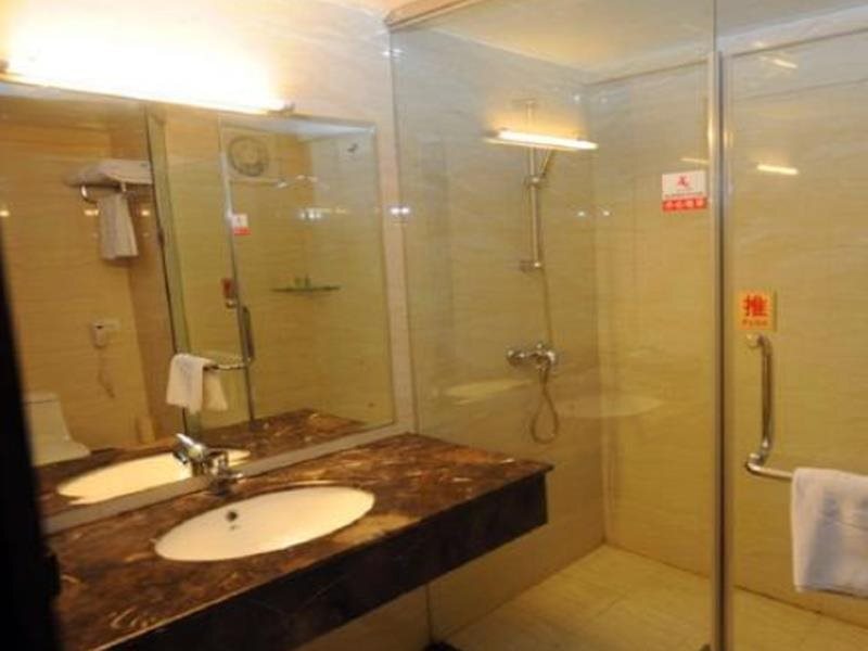 Шэньчжэнь: Jing Yuan Meisha Hotel Shenzhen