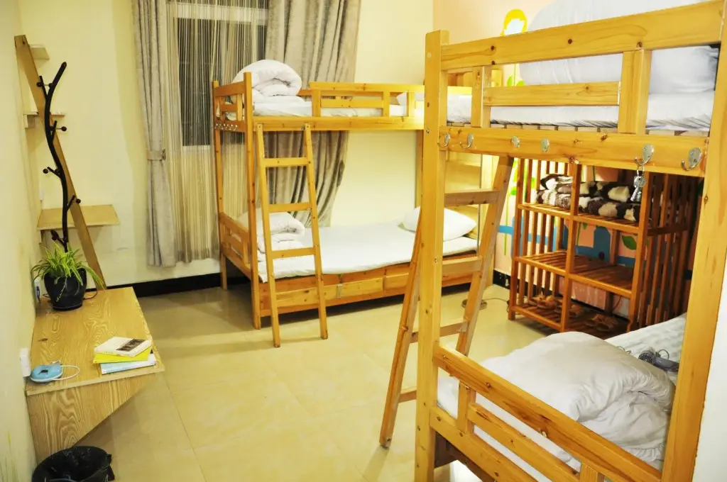 Дали: Dali Five Elements Hostel