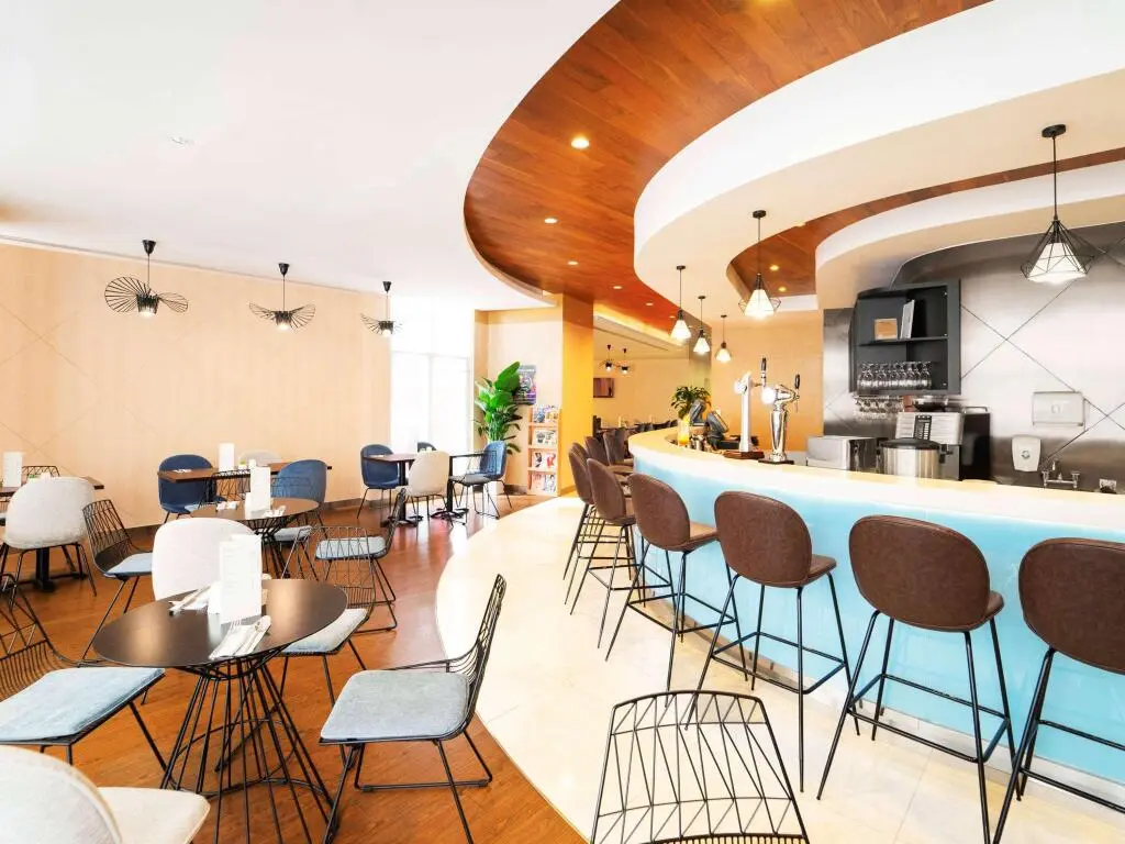 Гонконг: ibis Hong Kong Central And Sheung Wan