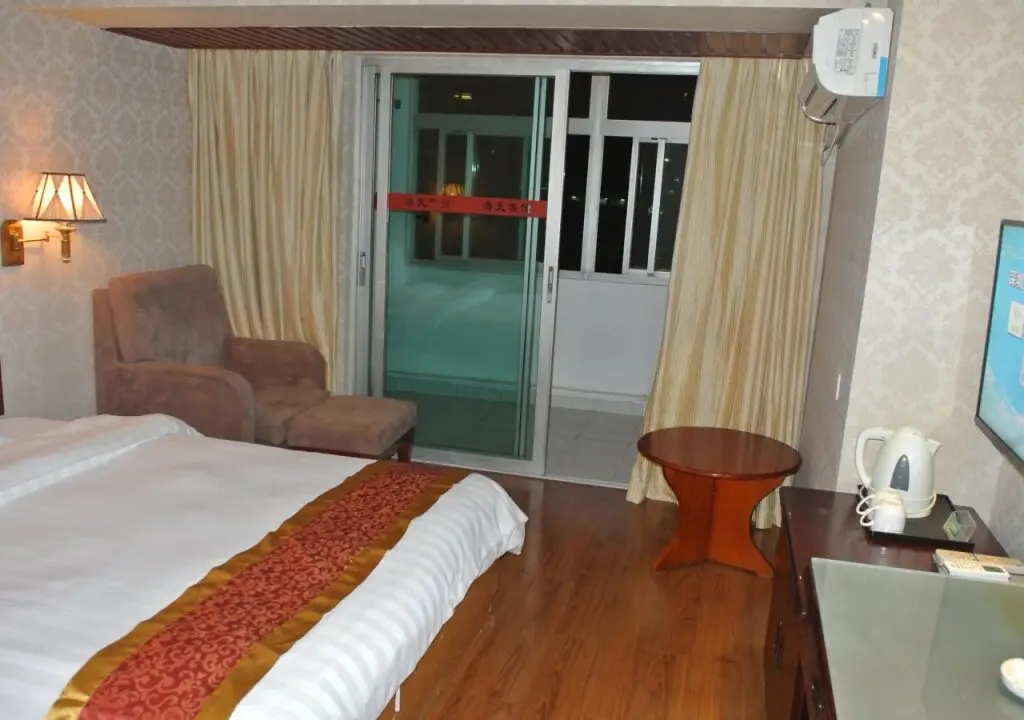 Шэньчжэнь: Shenzhen Haitian Hotel