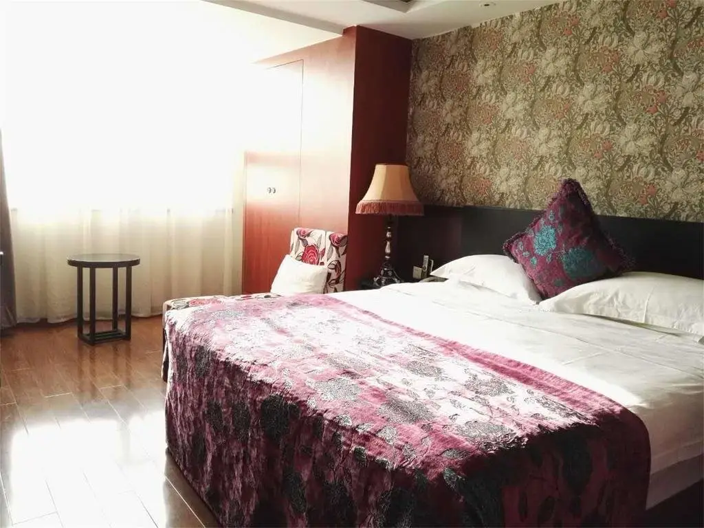 Тайюань: Danfeng Boutique