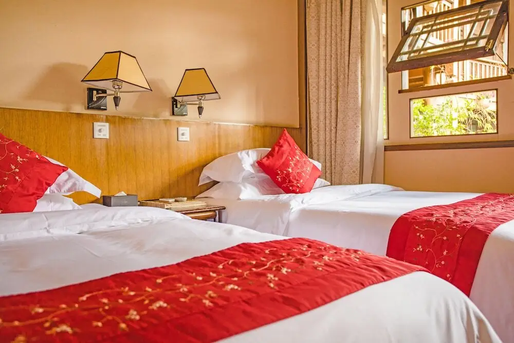 Lijiang Zen Garden Hotel (Wuyi Yard) — фото 1