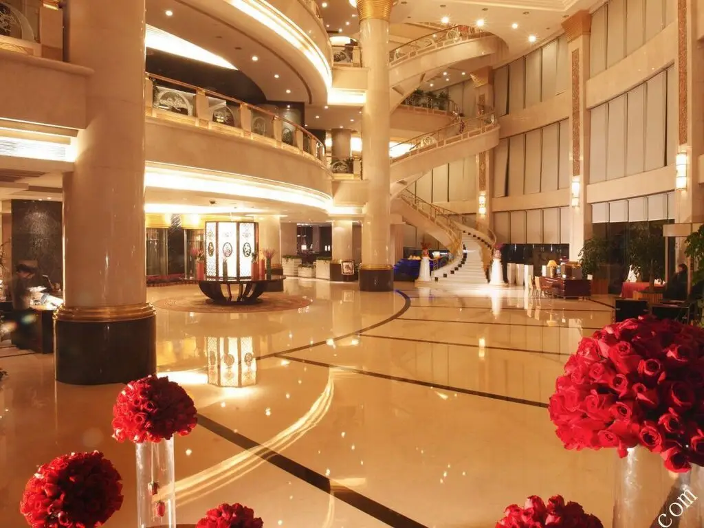 Kingdom Narada Grand Hotel — фото 1