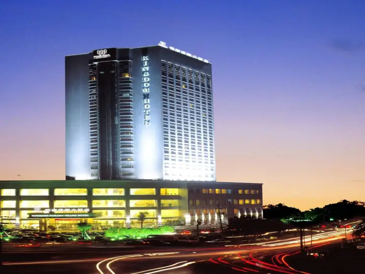 Иу: Kingdom Narada Grand Hotel