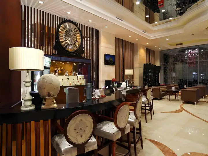 Дунгуань: Babylon Hotel