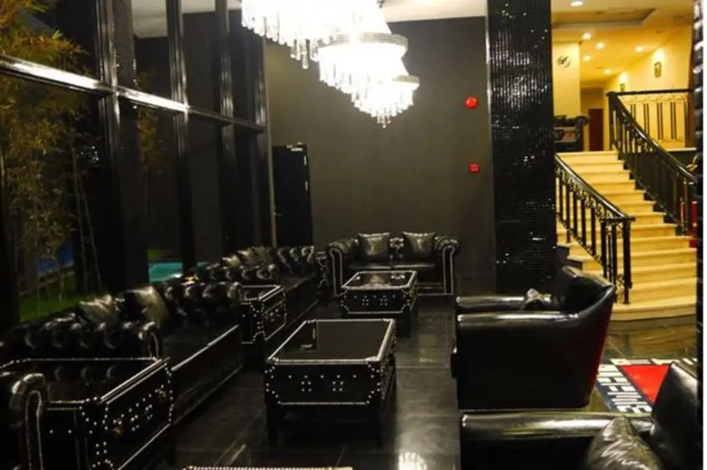 Шанхай: Elegance Bund Hotel
