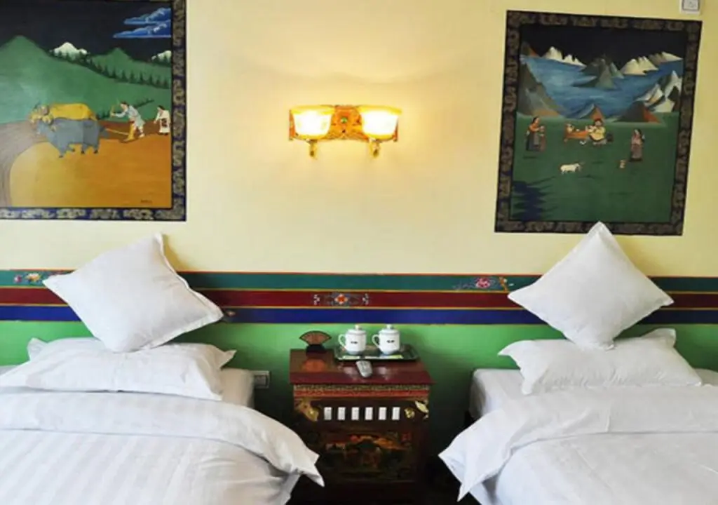 Tashi Choeta Hotel — фото 1