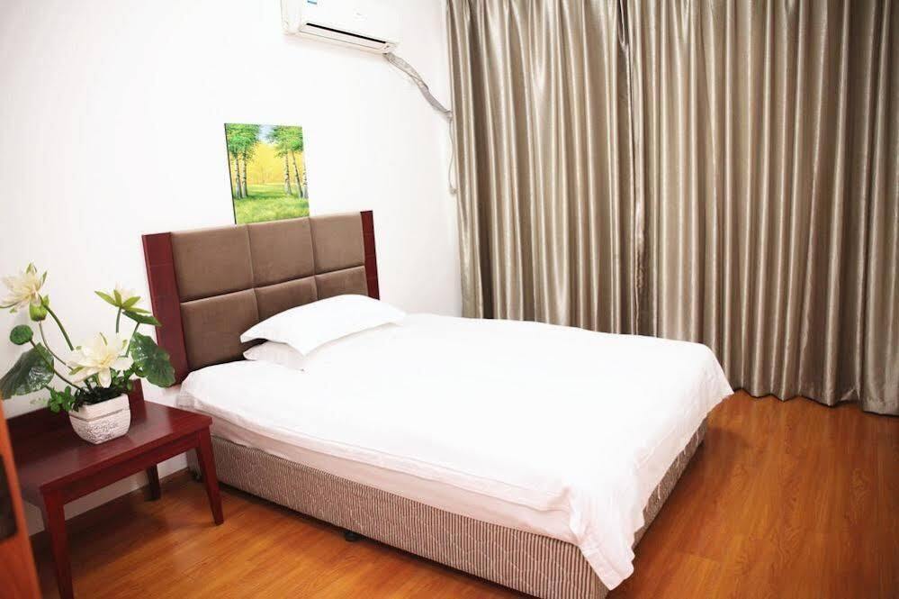 Чэнду: Chengdu Airport Lin Gang Apartment