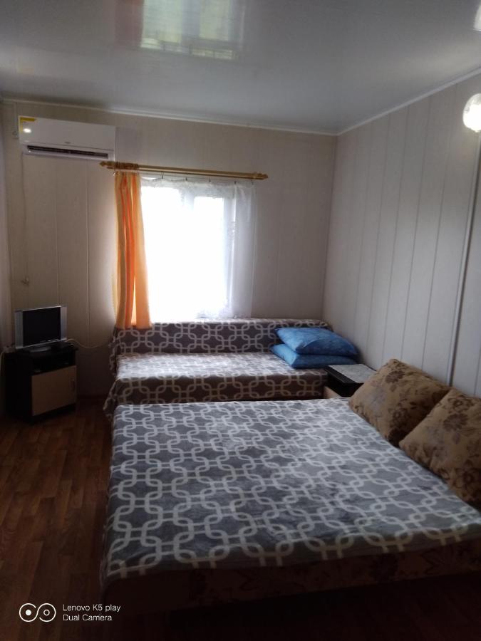 Ильич: Guest House Elena