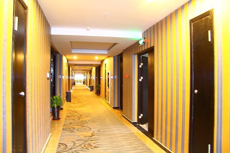 Хэфэй: Xin Gui Du Entertainment Hotel
