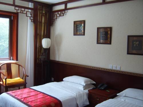 Пекин: The Qomolangma Hotel Beijing China