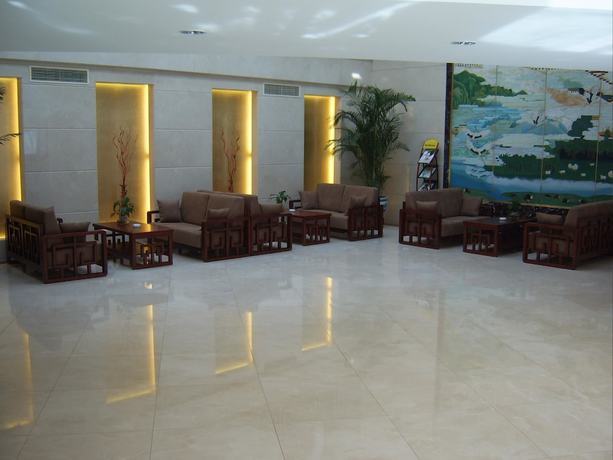 Пекин: The Qomolangma Hotel Beijing China