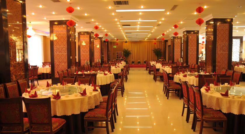 Tian Run Hotel — фото 1