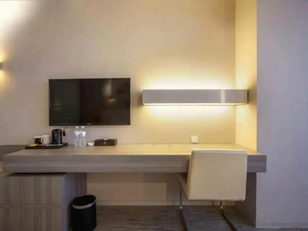 Циндао: Jinjiang Metropolo Hotel - Qingdao Chengyang District Government