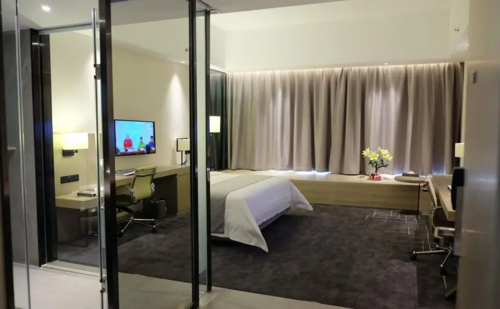 Фошань: Kings land Linxi Hotel