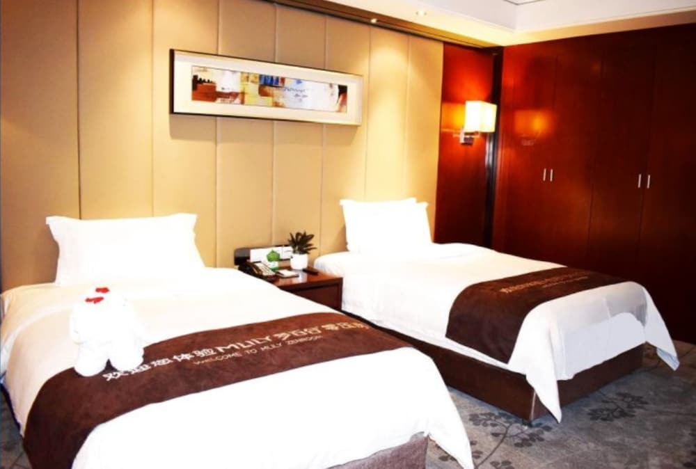 Чэнду: House International Hotel