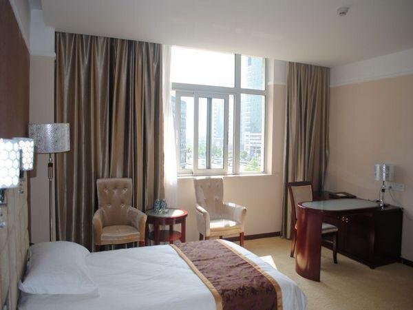 Шанхай: Jinglong Business Hotel