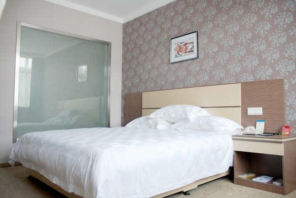 Бенгбу: Super 8 Hotel Bengbu Railway Station