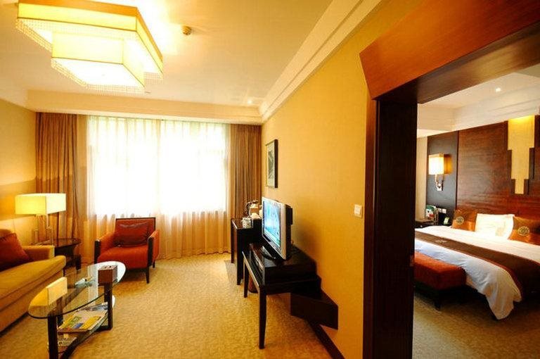 Мяньян: Fule Jiuzhou International Hotel