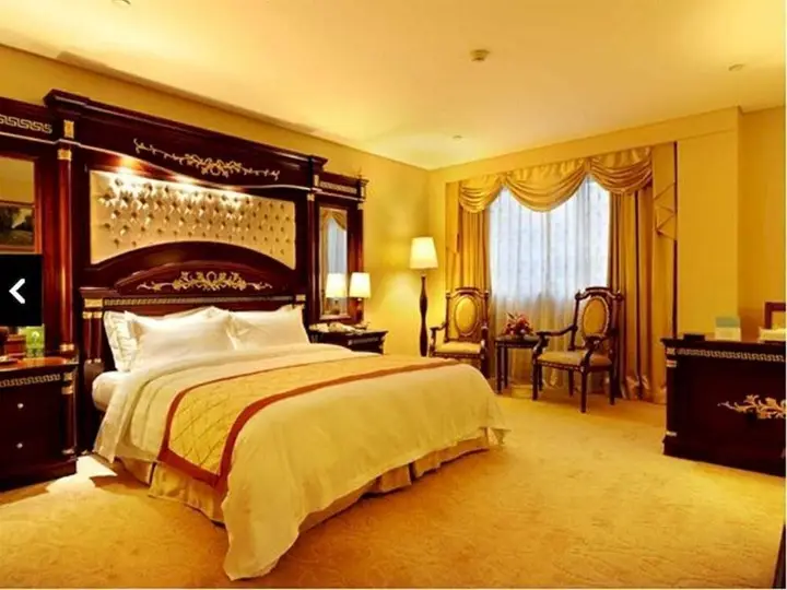 Шанхай: Shanghai Sovereign Hotel