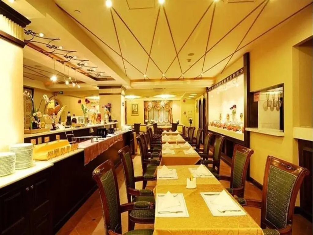 Шанхай: Shanghai Sovereign Hotel