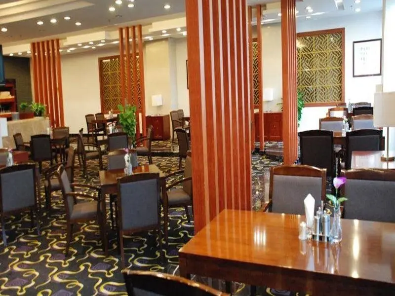 Шанхай: Shanghai Junya Hotel