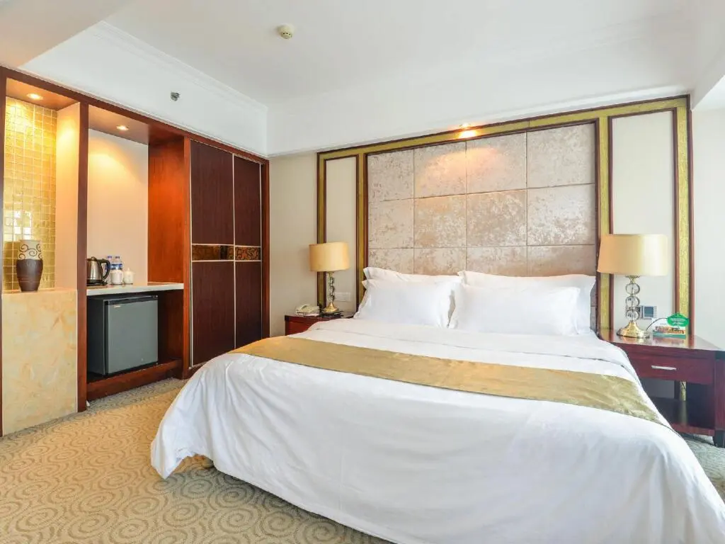Шэньчжэнь: Perthden Hotel