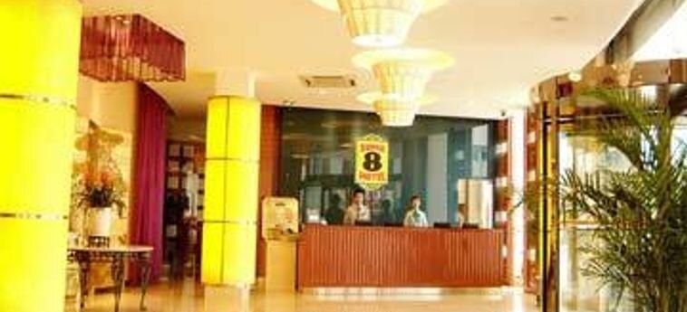 Super 8 — фото 1