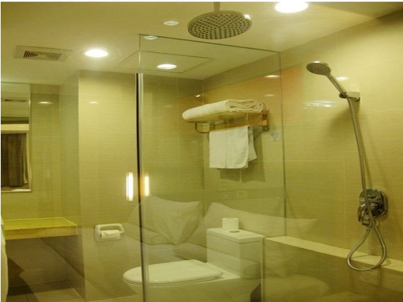 Чэнду: JI Hotel Wuhou